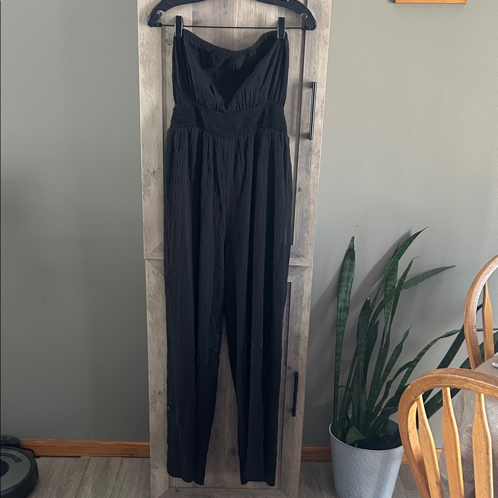 Black romper - Picture 2 of 7